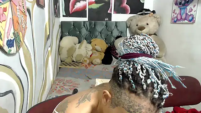 Snapshot of manzanahot9 chatting on November 11, 2025, 9:42 am manzanahot9 online show from November 11, 2025, 9:42 am