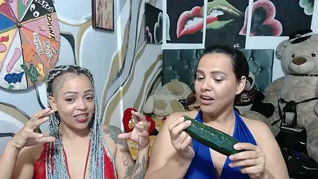 Snapshot of manzanahot9 chatting on November 16, 2025, 10:37 pm manzanahot9 online show from November 16, 2025, 10:37 pm