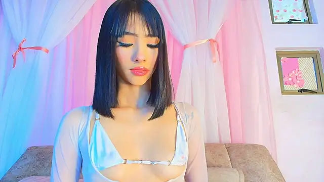 liccy hall online show from March 12, 2026, 11:49 am