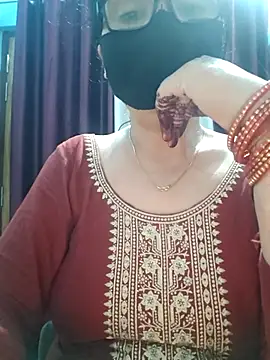 Aishwaryaa 69 online show from October 11, 2025, 1:49 am