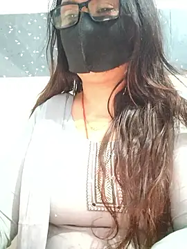 Aishwaryaa 69 online show from November 16, 2025, 8:53 am