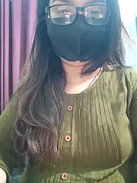 Aishwaryaa 69 online show from April 29, 2026, 4:00 pm