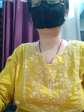 Aishwaryaa 69 online show from May 1, 2026, 2:27 am