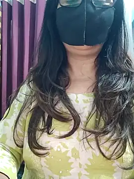 Aishwaryaa 69 online show from May 15, 2026, 2:18 am
