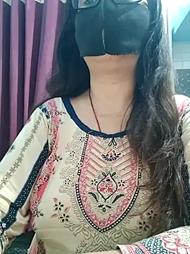 Aishwaryaa 69 online show from June 28, 2026, 1:33 am