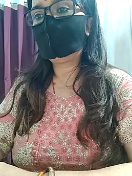 Aishwaryaa 69 online show from July 4, 2026, 2:29 am