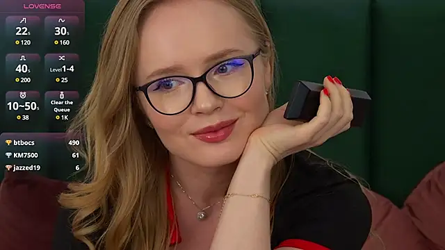 Snapshot of Chloe_Richardson chatting on February 27, 2025, 4:32 pm Chloe Richardson online show from February 27, 2025, 4:32 pm