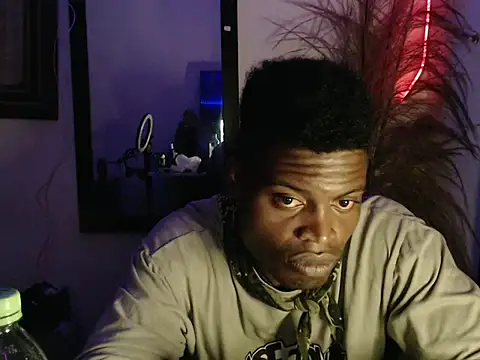 elnigga21 online show from April 12, 2026, 3:44 am