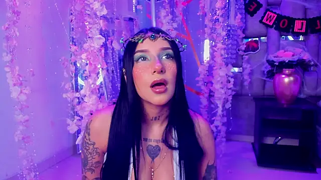 Snapshot of Leiaa_ chatting on October 26, 2025, 5:57 am Leiaa online show from October 26, 2025, 5:57 am