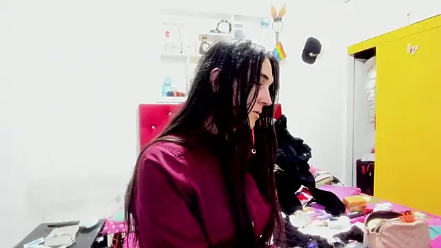 Sweet-Suck69 online show from April 28, 2026, 4:50 am