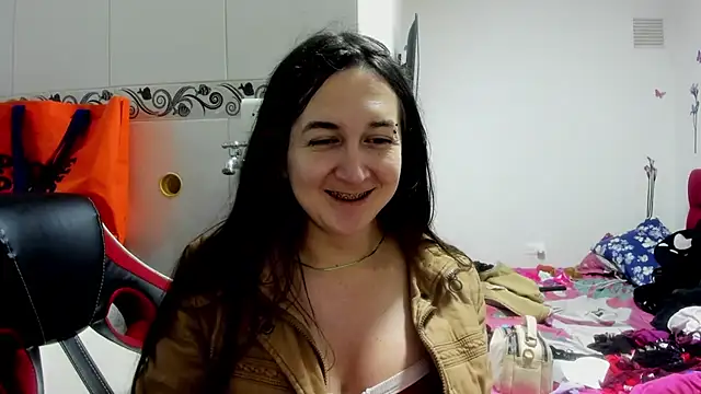 Snapshot of Sweet-Suck69 chatting on May 29, 2026, 7:23 pm Sweet-Suck69 online show from May 29, 2026, 7:23 pm