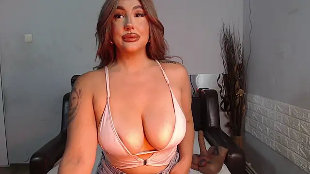 Snapshot of Alice_here chatting on July 15, 2026, 6:46 pm Alice here online show from July 15, 2026, 6:46 pm