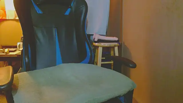 Snapshot of cosmicjones chatting on February 13, 2025, 8:06 am cosmicjones online show from February 13, 2025, 8:06 am