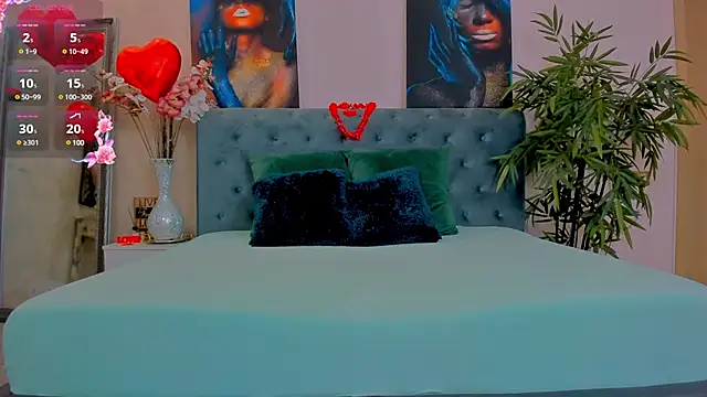 Snapshot of MichelleReys chatting on February 18, 2025, 9:53 pm MichelleReys online show from February 18, 2025, 9:53 pm