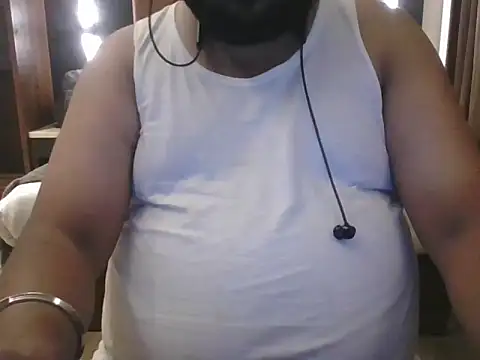 Snapshot of Hunk-Hand6 chatting on October 12, 2025, 3:00 pm Hunk-Hand6 online show from October 12, 2025, 3:00 pm