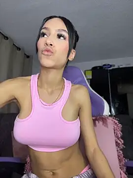 Snapshot of Miaa_love6969 chatting on May 11, 2026, 5:46 am Miaa love6969 online show from May 11, 2026, 5:46 am