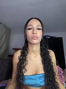 Snapshot of Miaa_love6969 chatting on June 11, 2026, 12:19 am Miaa love6969 online show from June 11, 2026, 12:19 am