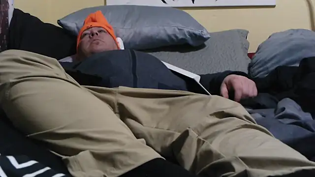 Mic Oxinner online show from February 15, 2026, 2:25 pm