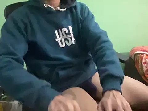 hot asian boy online show from December 5, 2024, 1:06 pm