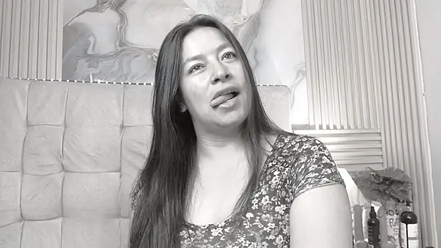 Snapshot of monickhot303av chatting on November 7, 2025, 1:55 pm monickhot303av online show from November 7, 2025, 1:55 pm