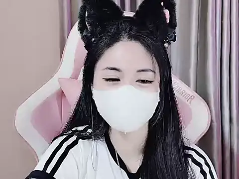  Lygn   online show from January 25, 2025, 7:18 pm