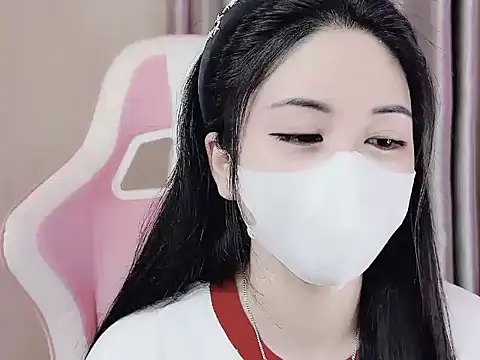  Lygn   online show from February 6, 2025, 4:47 pm