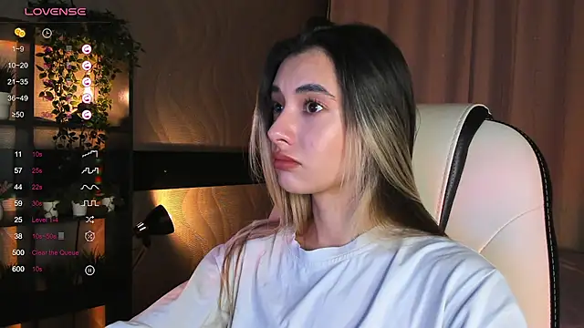 Snapshot of DarlaLike chatting on November 23, 2025, 3:39 am DarlaLike online show from November 23, 2025, 3:39 am