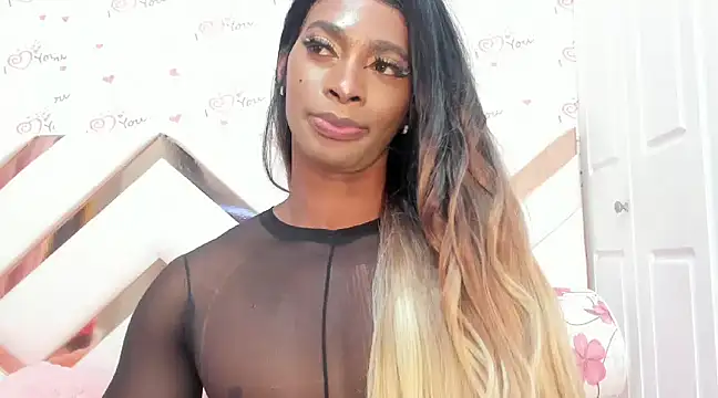 Snapshot of BriggitteEbonny chatting on January 26, 2025, 10:34 am BriggitteEbonny online show from January 26, 2025, 10:34 am