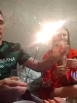 Snapshot of Viause_Kentauelle chatting on December 31, 2024, 10:01 pm Viause Kentauelle online show from December 31, 2024, 10:01 pm