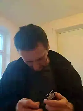 Snapshot of Viause_Kentauelle chatting on January 24, 2025, 1:25 pm Viause Kentauelle online show from January 24, 2025, 1:25 pm