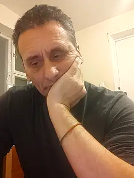 Snapshot of Viause_Kentauelle chatting on March 1, 2025, 7:59 pm Viause Kentauelle online show from March 1, 2025, 7:59 pm