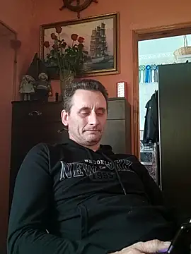 Snapshot of Viause_Kentauelle chatting on March 14, 2025, 6:53 am Viause Kentauelle online show from March 14, 2025, 6:53 am