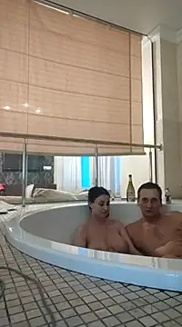 Snapshot of Viause_Kentauelle chatting on March 19, 2025, 3:52 am Viause Kentauelle online show from March 19, 2025, 3:52 am