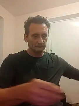 Snapshot of Viause_Kentauelle chatting on March 21, 2025, 5:56 pm Viause Kentauelle online show from March 21, 2025, 5:56 pm