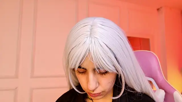 Snapshot of _Artemisa_X chatting on October 13, 2025, 12:49 pm Artemisa X online show from October 13, 2025, 12:49 pm