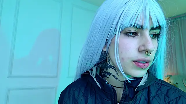 Snapshot of _Artemisa_X chatting on October 17, 2025, 1:14 pm Artemisa X online show from October 17, 2025, 1:14 pm