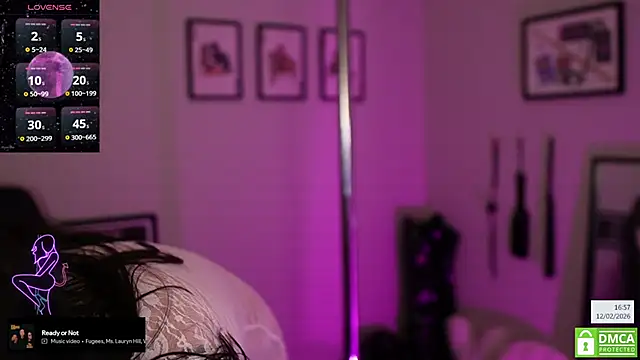 Billiexxox online show from February 12, 2026, 4:57 pm