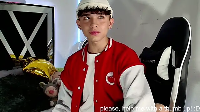 Snapshot of Niico_Cruz chatting on December 13, 2024, 4:33 am Niico Cruz online show from December 13, 2024, 4:33 am