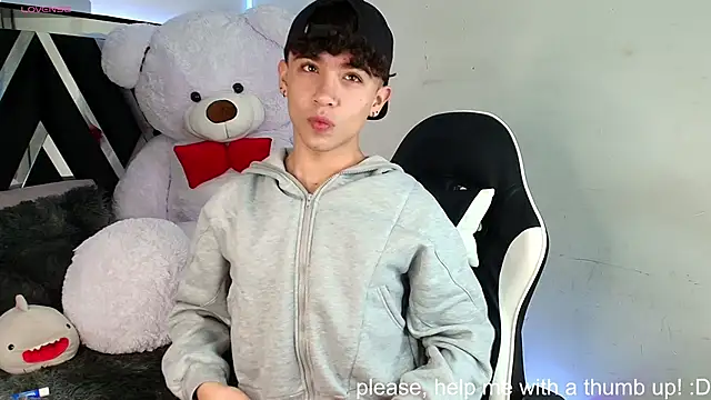 Snapshot of Niico_Cruz chatting on February 3, 2025, 7:18 am Niico Cruz online show from February 3, 2025, 7:18 am