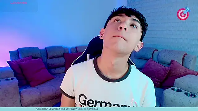 Niico Cruz online show from January 13, 2026, 10:15 pm