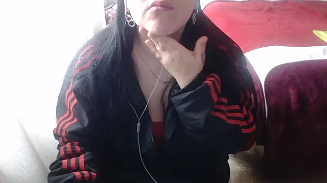 Snapshot of lady_rolinga chatting on June 2, 2026, 1:24 pm lady rolinga online show from June 2, 2026, 1:24 pm