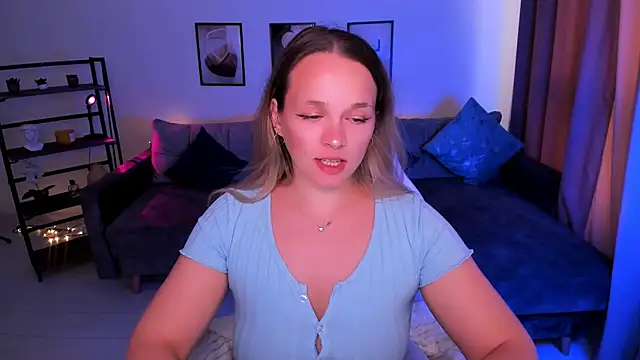 Snapshot of SherillBrill chatting on September 25, 2025, 2:54 pm SherillBrill online show from September 25, 2025, 2:54 pm