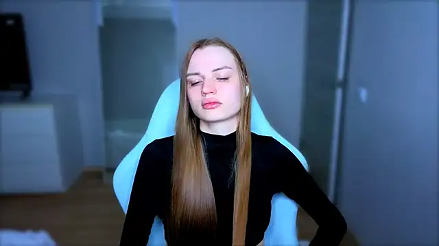 StellaLawless online show from May 30, 2026, 8:17 pm