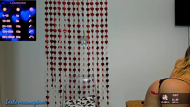 Snapshot of roxannequin66 chatting on February 12, 2025, 7:35 pm roxannequin66 online show from February 12, 2025, 7:35 pm