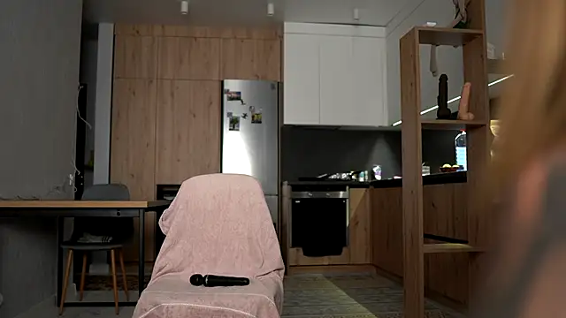 Nikita Karma online show from November 1, 2025, 9:55 am