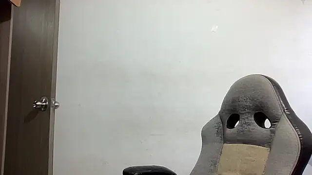 Snapshot of bob_petterson chatting on January 5, 2025, 10:19 pm bob petterson online show from January 5, 2025, 10:19 pm