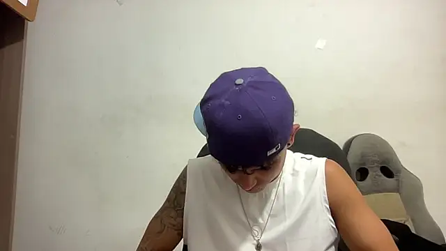 Snapshot of bob_petterson chatting on January 7, 2025, 2:53 am bob petterson online show from January 7, 2025, 2:53 am