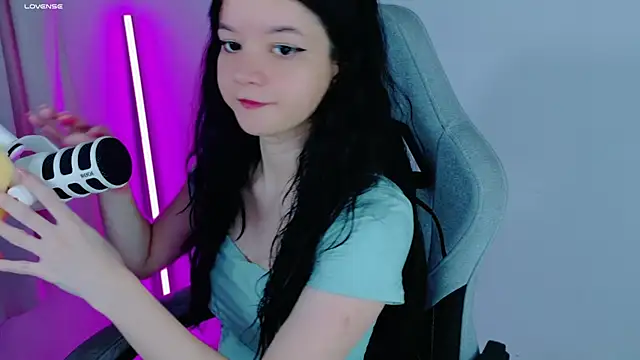 stephybrown online show from September 11, 2025, 12:33 am