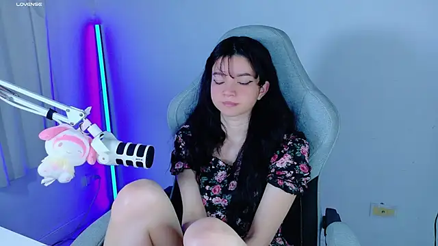 stephybrown online show from November 28, 2025, 11:40 pm