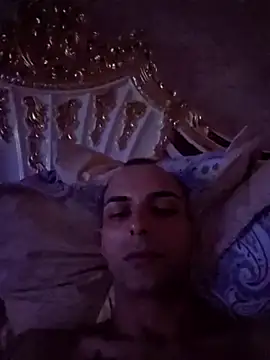 denisxlRo online show from March 14, 2025, 10:39 am